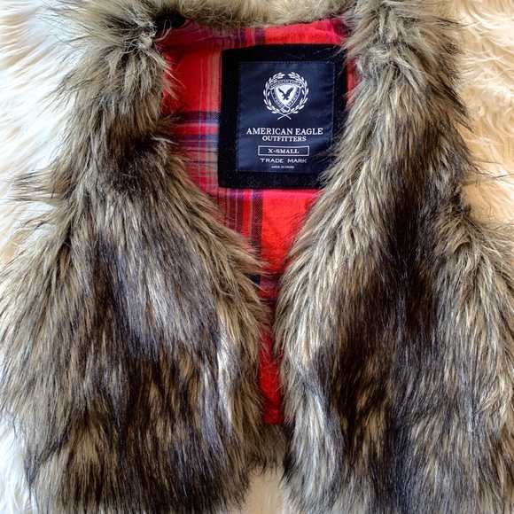 American Eagle Outfitters Jackets & Blazers - American Eagle Faux Fur Vest Brown Vest